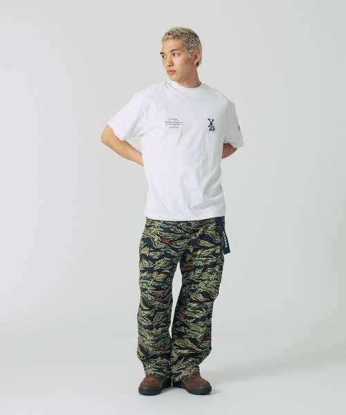 XLARGE(エクストララージ)の「LA VARSITY S/S TEE(Tシャツ/カットソー・メンズ・ブラック/ホワイト/ネイビー・S/M/L/XL)」の16枚目の写真