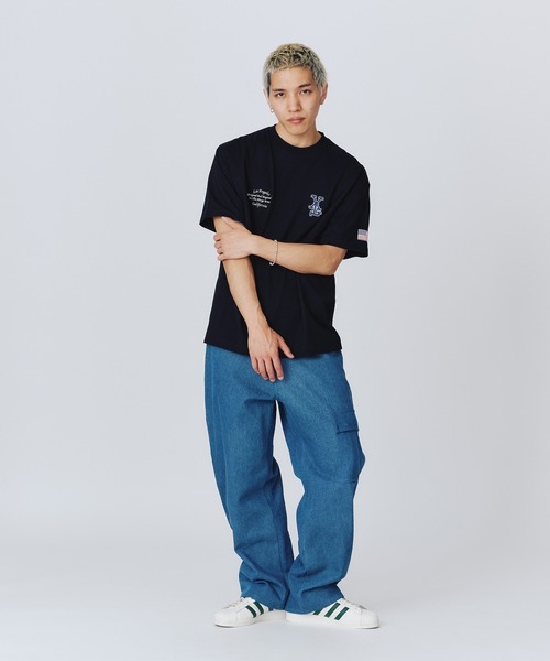 XLARGE(エクストララージ)の「LA VARSITY S/S TEE(Tシャツ/カットソー・メンズ・ブラック/ホワイト/ネイビー・S/M/L/XL)」の5枚目の写真
