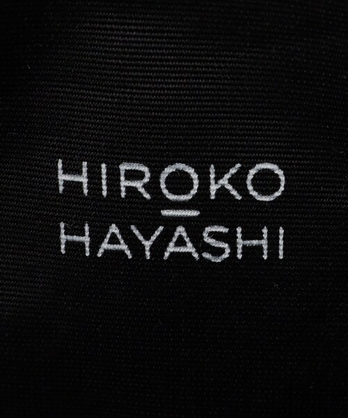 HIROKO HAYASHI（ヒロコハヤシ）の「LUINI AGILE（ルイーニ アジレ）ショルダーバッグ（ショルダーバッグ・レディース・グレー系その他5/ブラック・00）」の20枚目の写真
