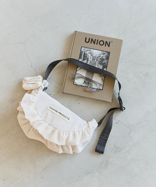 THEATRE PRODUCTS（シアタープロダクツ）の「【THEATRE PRODUCTS】別注メッシュフリルラウンドショルダー（ショルダーバッグ・レディース・オフホワイト/ブラック・FREE）」の2枚目の写真