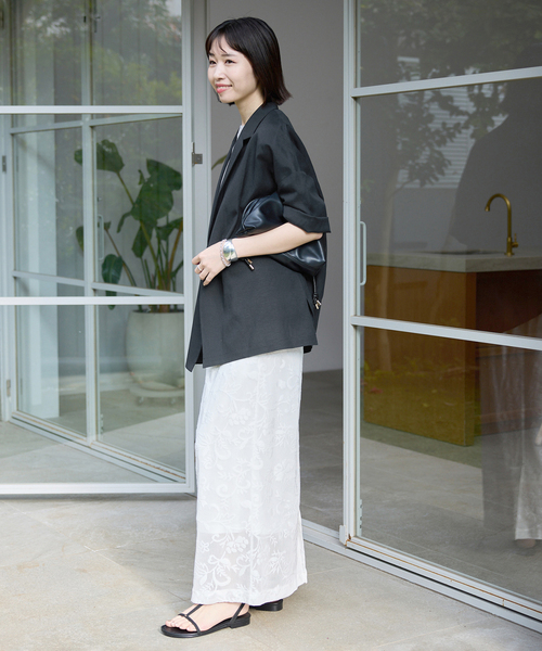 SLOBE IENA(スローブイエナ)の「《WEB限定/追加》リネンレーヨンハーフスリーブジャケット(その他アウター・レディース・ブラック/カーキ・36/38)」の21枚目の写真