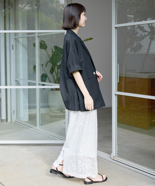 SLOBE IENA(スローブイエナ)の「《WEB限定/追加》リネンレーヨンハーフスリーブジャケット(その他アウター・レディース・ブラック/カーキ・36/38)」の22枚目の写真