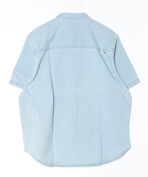 AAPE BY A BATHING APE（エーエイプバイアベイシングエイプ）の「AAPE NOW DENIM SHORT SLEEVE SHIRT（シャツ/ブラウス・メンズ・ライトブルー・MEDIUM/LARGE/X-LARGE/SMALL）」の5枚目の写真