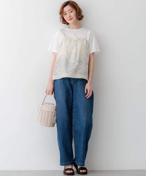 23区 S(ニジュウサンクチイサイサイズ)の「シアーエンブロイダリー キャミソール コンビ Tシャツ(Tシャツ/カットソー・レディース・ベージュ系/ホワイト系/ブラック系・32)」の9枚目の写真