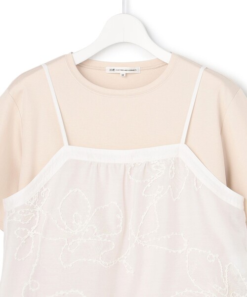23区 S(ニジュウサンクチイサイサイズ)の「シアーエンブロイダリー キャミソール コンビ Tシャツ(Tシャツ/カットソー・レディース・ベージュ系/ホワイト系/ブラック系・32)」の17枚目の写真