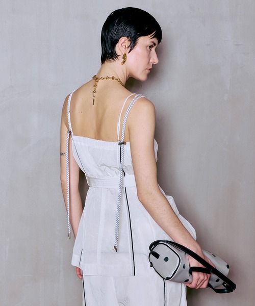 MAISON SPECIAL(メゾンスペシャル)の「【PRE-ORDER】Multiway Sporty Cami Tunic/マルチウェイスポーティキャミチュニック(シャツ/ブラウス・レディース・ホワイト/レッド/ブラック・FREE)」の12枚目の写真