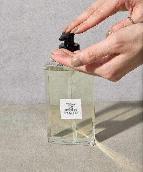 BIRTHDAY BAR（バースデイバー）の「【TODAY(IS) トゥデイイズ】HAND WASH　ハンドウォッシュ（ハンドソープ・レディース・ホワイト系その他2/ホワイト系その他/ホワイト・0）」の3枚目の写真