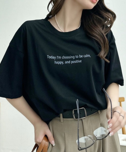 Ada.（エイダ）の「レタリングデザイン 半袖プリントＴシャツ（Tシャツ/カットソー・レディース・ピンク/ホワイト/グレー/ブラック・FREE）」の2枚目の写真