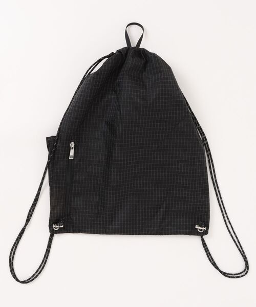 DEVICE(デバイス)の「【DEVICE × ゆーすけコラボ】Savadge ロゴ刺繍 アソート ドローコード ナップサック リュック(バックパック/リュック・メンズ・カモフラージュ/ブラック/ブラック系その他・FREE)」の10枚目の写真