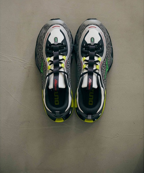 MIZUNO（ミズノ　）の「WAVE PROPHECY 13.2（スニーカー・メンズ・ライトグレー・26/27/28）」の7枚目の写真