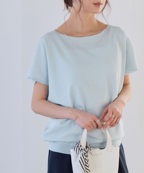 Pierrot(ピエロ)の「【接触冷感/UV/ウォッシャブル】ボートネックフレンチドルマンニット(ニット/セーター・レディース・イエロー/杢グレー/ブラック/アイボリー/ライトブルー・M/L/LL/3L)」の4枚目の写真