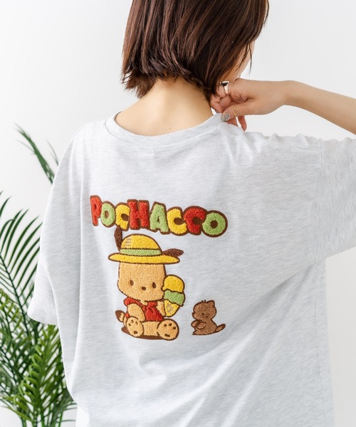 sanrio(サンリオ)の「【sanrio/サンリオ】【ゆったりルーズシルエット】日焼けキャラクター サガラ刺繍Tシャツ ハローキティ クロミ ポチャッコ y2k 平成レトロ(Tシャツ/カットソー・レディース・ライトグレー/サックスブルー/オフホワイト/スミクロ・MEDIUM/LARGE)」の3枚目の写真