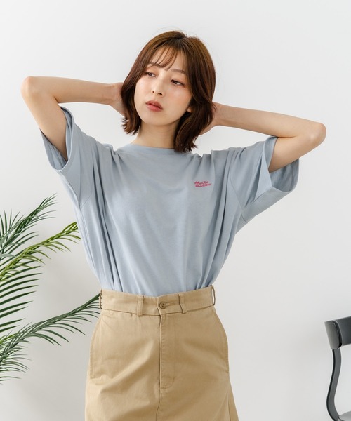 sanrio(サンリオ)の「【sanrio/サンリオ】【ゆったりルーズシルエット】日焼けキャラクター サガラ刺繍Tシャツ ハローキティ クロミ ポチャッコ y2k 平成レトロ(Tシャツ/カットソー・レディース・ライトグレー/サックスブルー/オフホワイト/スミクロ・MEDIUM/LARGE)」の6枚目の写真