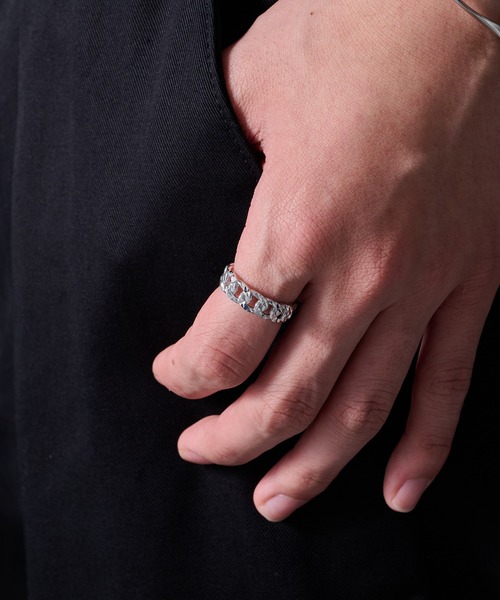 MAISON CLUB(メゾンクラブ)の「【MAISON CLUB】Urban Chain Motif Ring Silver925 KUN(リング・メンズ・シルバー・FREE)」の7枚目の写真