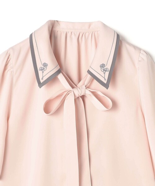 NICOLE CLUB（ニコル　クラブ）の「パイピングカラーブラウス（シャツ/ブラウス・レディース・サックスブルー/オフホワイト/ネイビー/ピンク・M）」の20枚目の写真