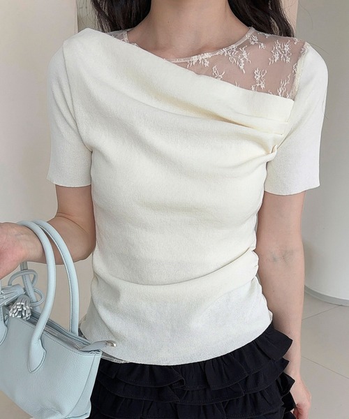 Jasmine Grandiflorum(ジャスミングランディフローラム)の「【Jasmine】レース切り替えアシメトリーデザインTシャツ(Tシャツ/カットソー・レディース・アイボリー/ブルー/ブラック・FREE)」の1枚目の写真