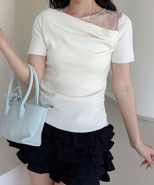 Jasmine Grandiflorum(ジャスミングランディフローラム)の「【Jasmine】レース切り替えアシメトリーデザインTシャツ(Tシャツ/カットソー・レディース・アイボリー/ブルー/ブラック・FREE)」の7枚目の写真