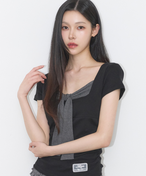 OHGA リボン　tシャツ　BACK RIBBON T-shirt ブラック レディース OHGA リボン tシャツ BACK RIBBON T-shirt ブラック