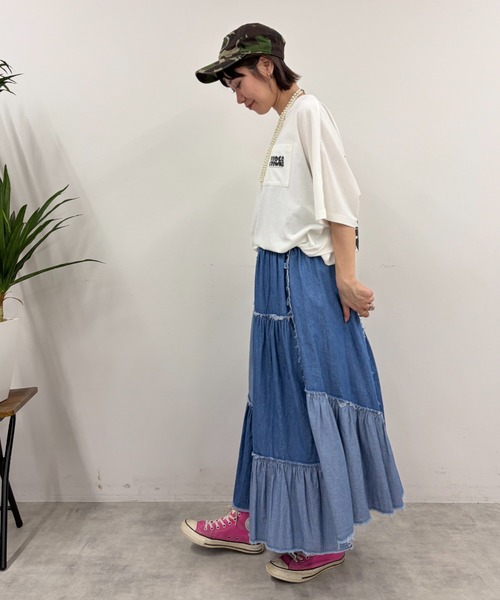 RODEO CROWNS WIDE BOWL(ロデオクラウンズワイドボウル)の「デニムパッチワークティアードスカート(デニムスカート・レディース・ブラック/ブルー・FREE)」の20枚目の写真