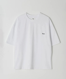 NUS（ナス）の「スモールロゴ1/2Tシャツ（半袖）ホワイト（Tシャツ/カットソー）」