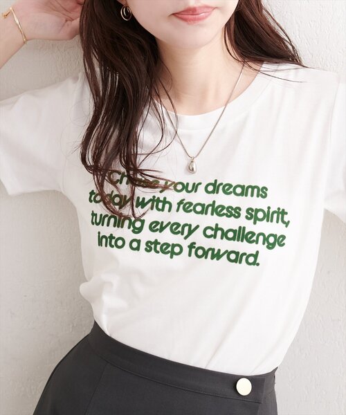 natural couture（ナチュラルクチュール）の「フロッキーロゴpt普通Ｔ（Tシャツ/カットソー・レディース・ネイビー/ブルー/オフホワイト・FREE）」の4枚目の写真