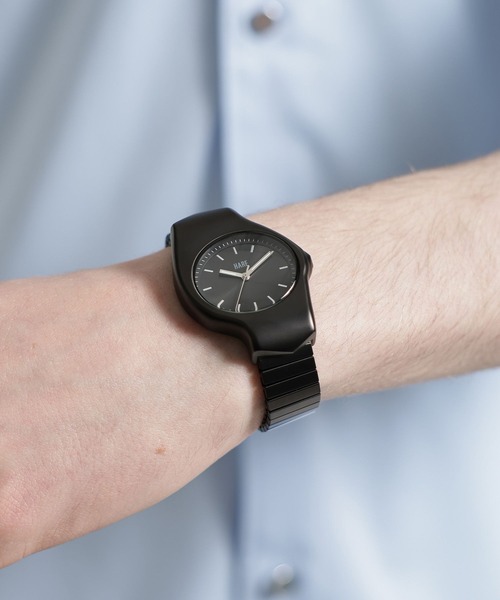 HARE(ハレ)の「URBAN FORM WATCH(HARE)(アナログ腕時計・メンズ・シルバー/ブラック・FREE)」の3枚目の写真