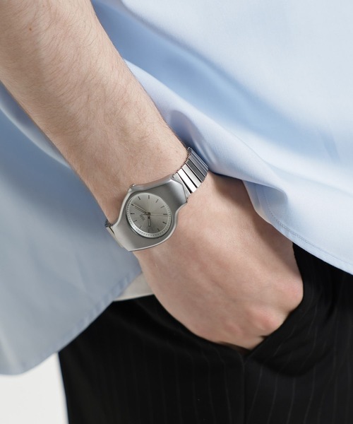 HARE(ハレ)の「URBAN FORM WATCH(HARE)(アナログ腕時計・メンズ・シルバー/ブラック・FREE)」の6枚目の写真