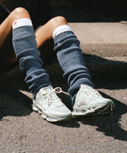 NEW BALANCE(ニューバランス)の「Abzorb 2000(スニーカー・レディース・カーキ・22.5cm/23.0cm/23.5cm/24.0cm/24.5cm/25.0cm/25.5cm/26.0cm/26.5cm/27.0cm/27.5cm/28.0cm/28.5cm/29.0cm/30.0cm)」の4枚目の写真