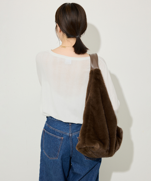 SLOBE IENA(スローブイエナ)の「《追加3》miller/ミラー SLOBE別注 シアードルマンロンTEE(Tシャツ/カットソー・レディース・ピンク/ホワイト/ネイビー・FREE)」の16枚目の写真