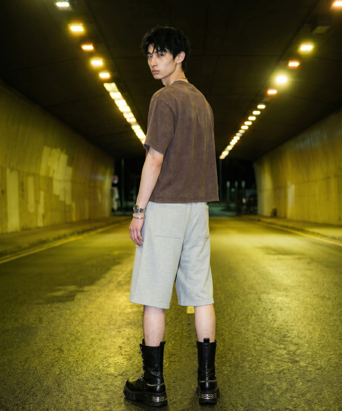 LENGAGEMENT(ランガージュマン)の「Wide Fatigue Bermuda Sweat Shorts (Grey)(その他パンツ・レディース・グレー・1/2)」の4枚目の写真