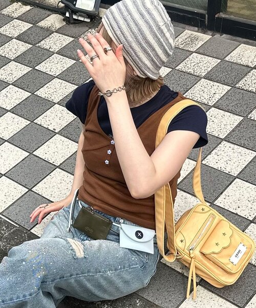 CIAOPANIC（チャオパニック）の「星ボタンヘンリータンクトップ（キャミソール・レディース・ブラウン/レッド/グレー・FREE）」の21枚目の写真