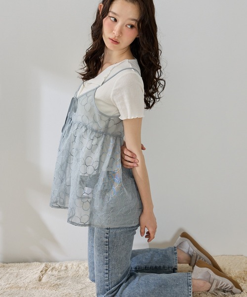P.V.T(ピーブイティー)の「丸花柄刺繍前開きWリボンキャミチュニック(チュニック・レディース・ブルー/アイボリー/ブラック・M)」の16枚目の写真