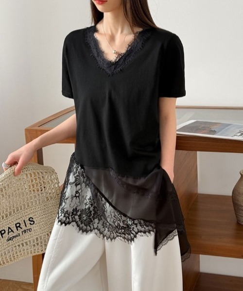 yuue' ( wear )（ユーイ）の「Vネックレースレイヤードチュニック半袖Tシャツ/ミニワンピース（Tシャツ/カットソー・レディース・ブラック/ホワイト・FREE）」の10枚目の写真