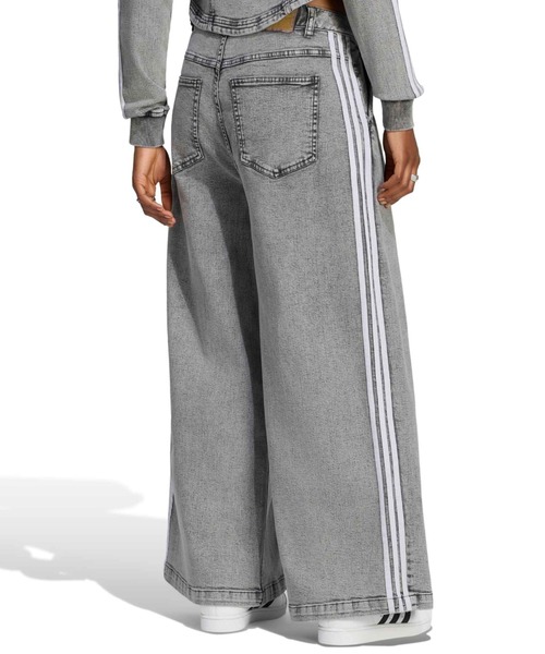 adidas(アディダス)の「adidas DENIM PLEATS WIDE LEG PANTS / アディダス デニム プリーツ ワイド レッグ パンツ(デニムパンツ・レディース・グレー・24inch/27inch/26inch/25inch)」の9枚目の写真