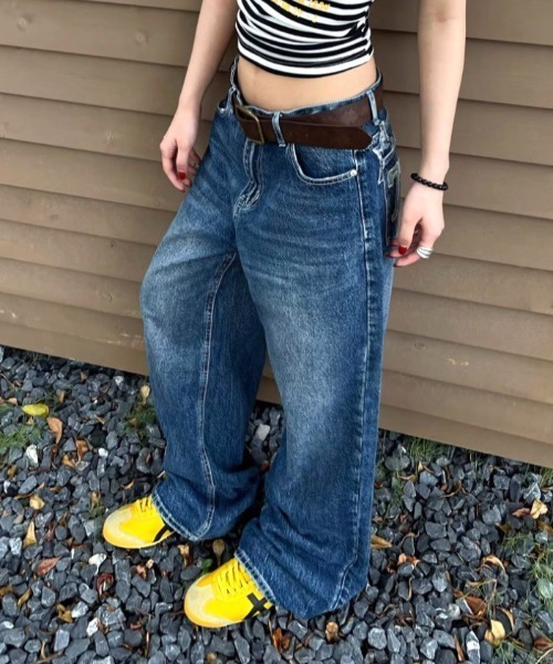 Vipoa（ヴィポア）の「American star patch wide denim（デニムパンツ・レディース・ブルー系その他・LARGE/MEDIUM）」の5枚目の写真