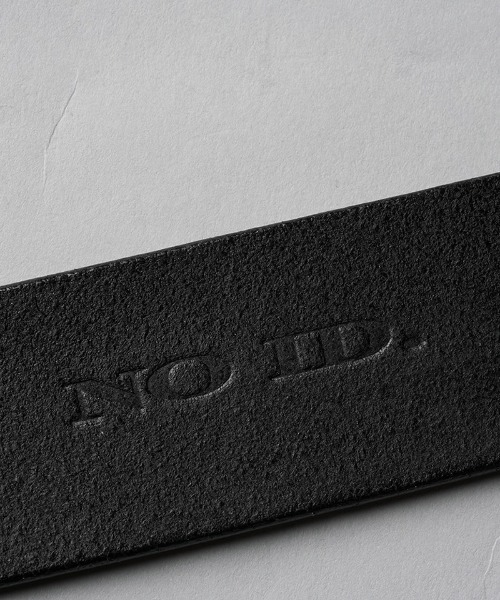 NO ID.(ノーアイディ)の「mko13724-モルテンバックルレザーベルト(859088-529E)(ベルト・メンズ・ブラック・ONE SIZE)」の11枚目の写真