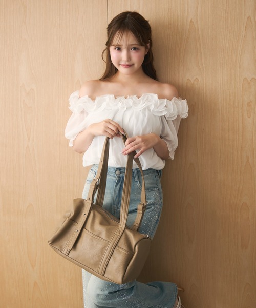 miune（ミューヌ）の「フリルシフォンオフショルダートップス（シャツ/ブラウス・レディース・ホワイト/ブラック/クリーム・FREE）」の13枚目の写真