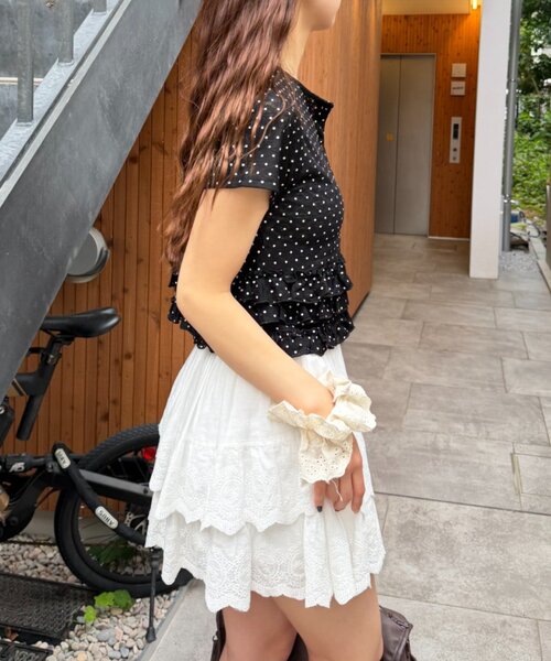 w closet(ダブルクローゼット)の「半袖ドットレースフリルカーディガン 夏服(Tシャツ/カットソー・レディース・アイボリー/ブルー/ピンク/ブラック・FREE)」の5枚目の写真