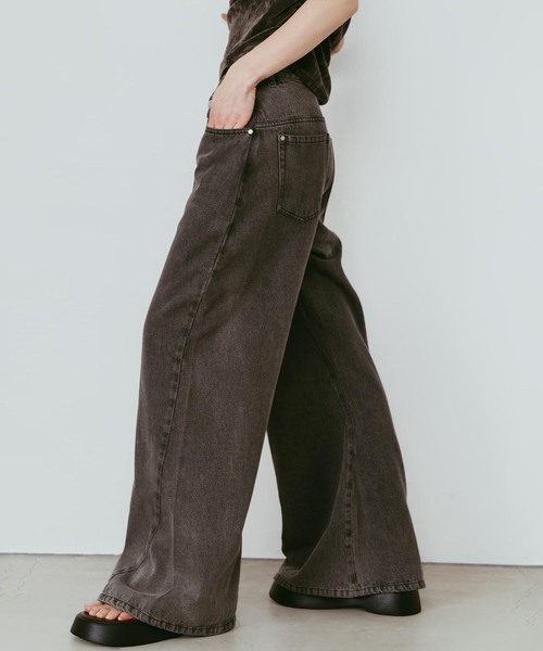 Knuth Marf(クヌースマーフ)の「Knuth Marf / クヌースマーフ wide bell-bottom denim pants(デニムパンツ・レディース・グレー/ブラウン・SMALL/X-SMALL)」の10枚目の写真