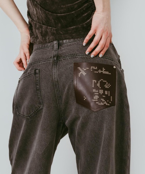 Knuth Marf(クヌースマーフ)の「Knuth Marf / クヌースマーフ wide bell-bottom denim pants(デニムパンツ・レディース・グレー/ブラウン・SMALL/X-SMALL)」の16枚目の写真