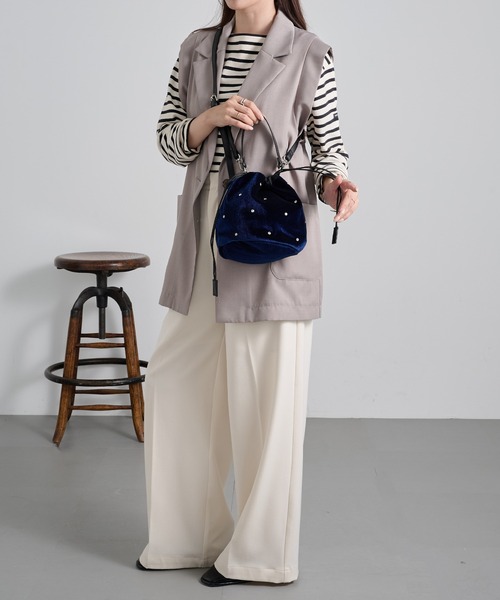 MAGASIN DE MODE Chou Chou(マガジンデモードシュシュ)の「【MAGASIN DE MODE Chou Chou】ベロアビジュー巾着ショルダー オケージョン/結婚式/二次会/パーティー SNBD(ショルダーバッグ・レディース・ブラック/ピンクベージュ/ネイビー・FREE)」の17枚目の写真