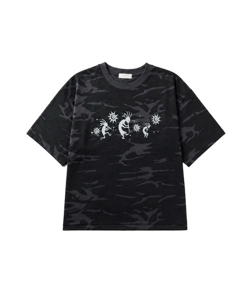MSG（エムエスジー）の「グラフィックプリント迷彩半袖Tシャツ（Tシャツ/カットソー・メンズ・ベージュ/カーキ/チャコール・FREE）」の16枚目の写真