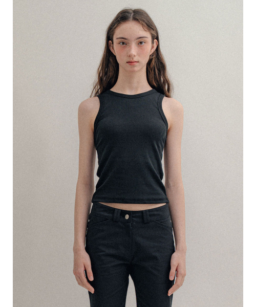 VISUS(ヴィスシュ)の「Back Hole Sleeveless_Black(Tシャツ/カットソー・レディース・その他・FREE)」の2枚目の写真