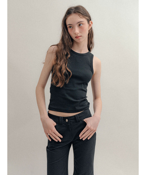 VISUS(ヴィスシュ)の「Back Hole Sleeveless_Black(Tシャツ/カットソー・レディース・その他・FREE)」の5枚目の写真