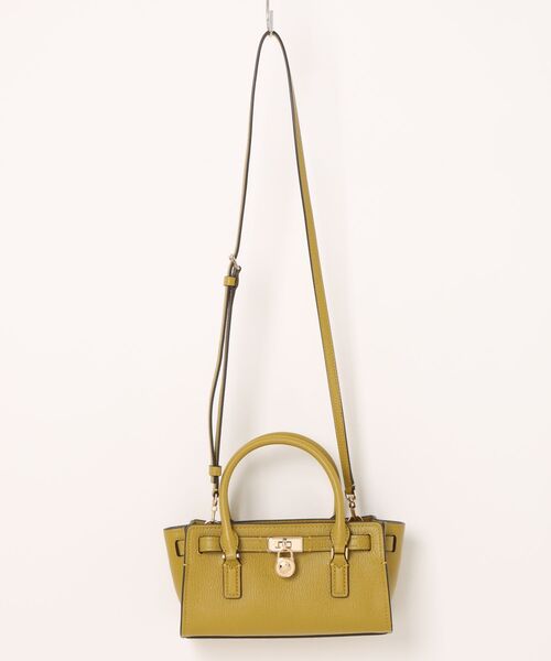 MICHAEL KORS(マイケルコース)の「HAMILTON MODERNE レザー クロスボディ エクストラスモール(ショルダーバッグ・レディース・イエロー系・FREE)」の5枚目の写真
