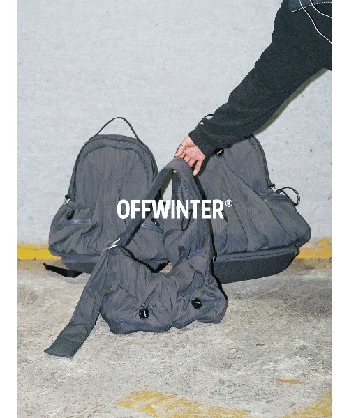 OFFWINTER(オフウィンター)の「【OFFWINTER】 ロケットバックパック / リュック M-L PC収納可15インチ(スペースシリーズ)(バックパック/リュック・メンズ・ネイビー/グレー・ML)」の4枚目の写真