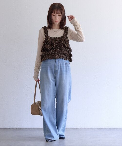 DISCOAT(ディスコート)の「【WEB限定】シアー袖シャーリングプルオーバー(Tシャツ/カットソー・レディース・アイボリー/チャコールグレー/グレー・FREE)」の6枚目の写真
