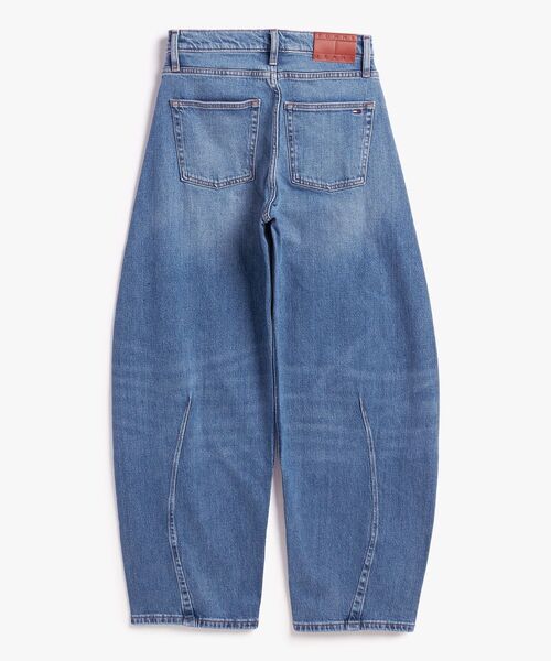 tommy jeans(トミー ジーンズ)の「エラハイライズ バレルジーンズ(デニムパンツ・レディース・インディゴブルー・25inch/27inch/26inch)」の8枚目の写真