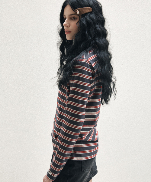 LOTSYOU(ロッツユー)の「Brenda Stripe T-shirts Gray(Tシャツ/カットソー・レディース・その他・OS)」の4枚目の写真