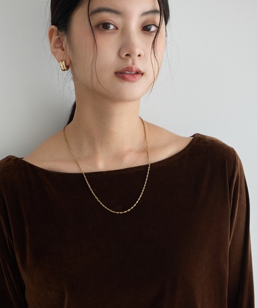 YECCA VECCA(イェッカヴェッカ)の「長袖ベロアトップス(Tシャツ/カットソー・レディース・ブラック/ブラウン・FREE)」の8枚目の写真